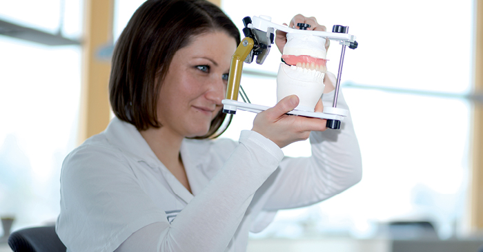 5 brand-new tips: How to become an expert in full denture prosthetics!