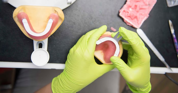 Voici les 3 thèmes les plus populaires chez les prothésistes dentaires en 2020